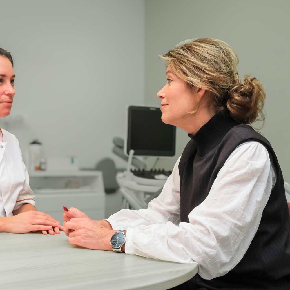 gesprek samen beslissen vertalen tolken zorgverlener overleg patient