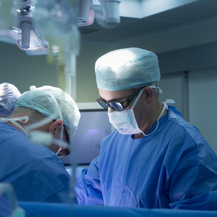 chirurg in operatiekamer